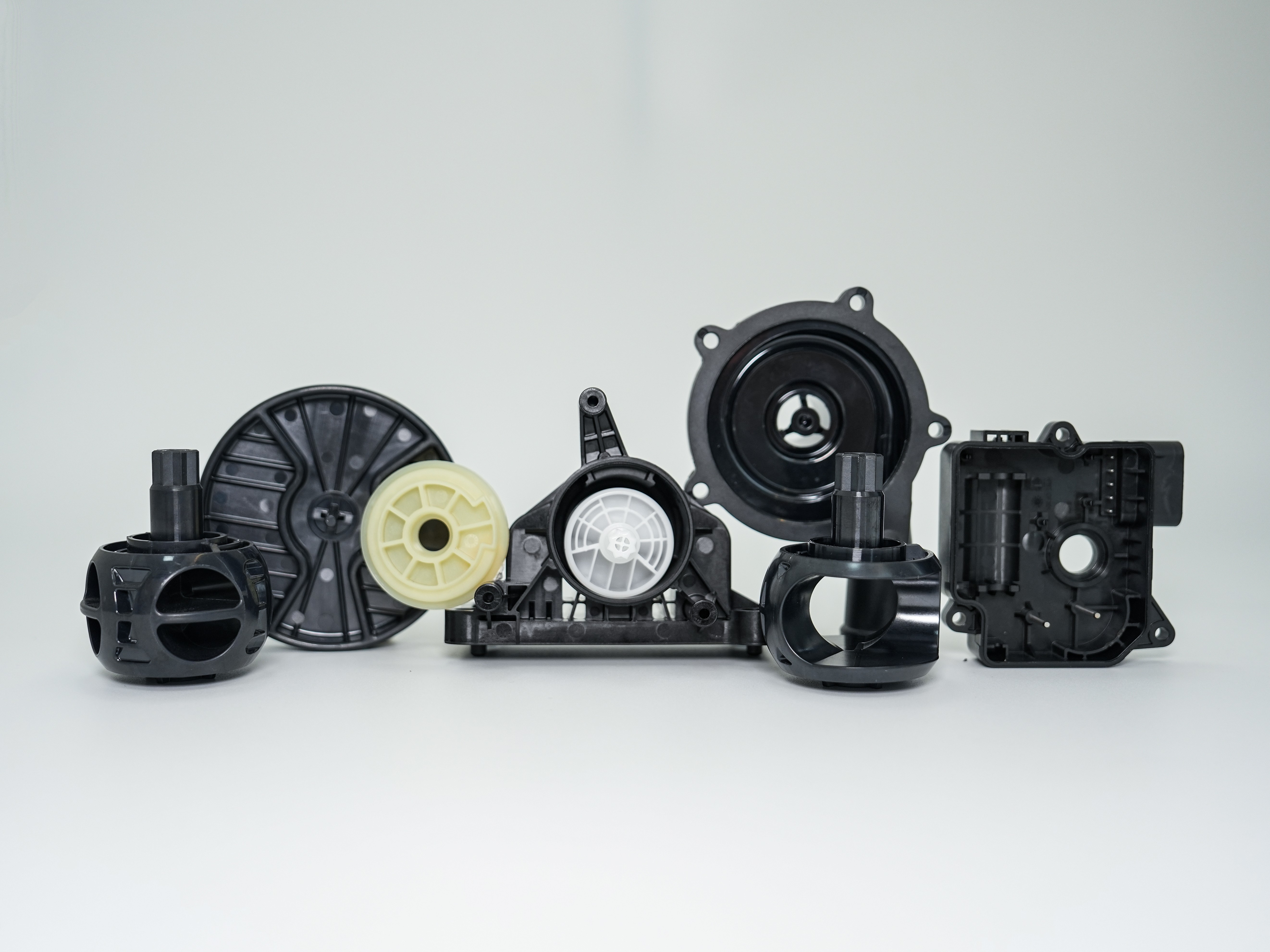 熱(rè)管理(lǐ)系統-水(shuǐ)閥執行(xíng)器(qì)閥芯+殼體(tǐ)總成