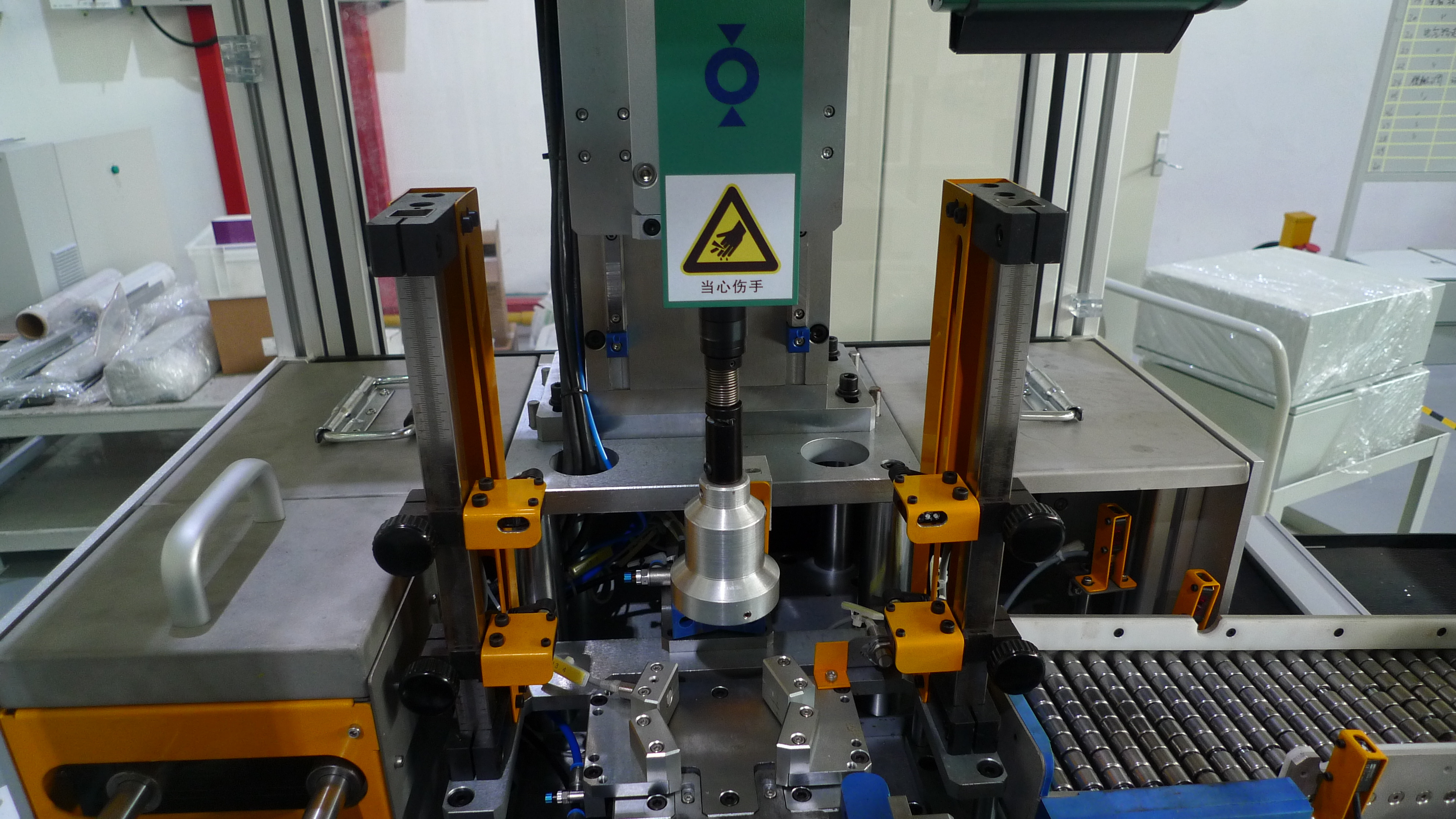 螺紋自(zì)動檢測機(jī)