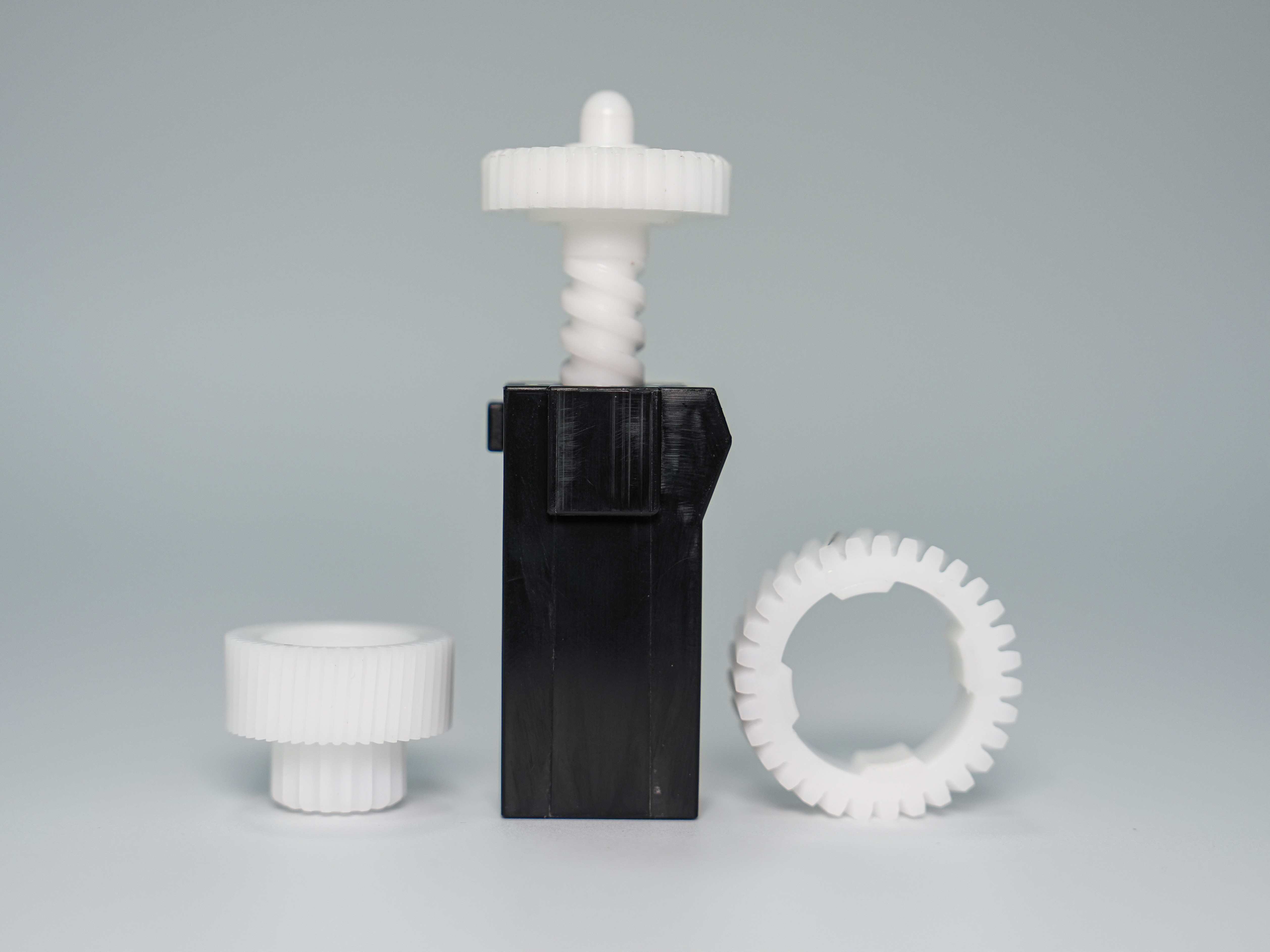 推門(mén)執行(xíng)器(qì)-傳動系統